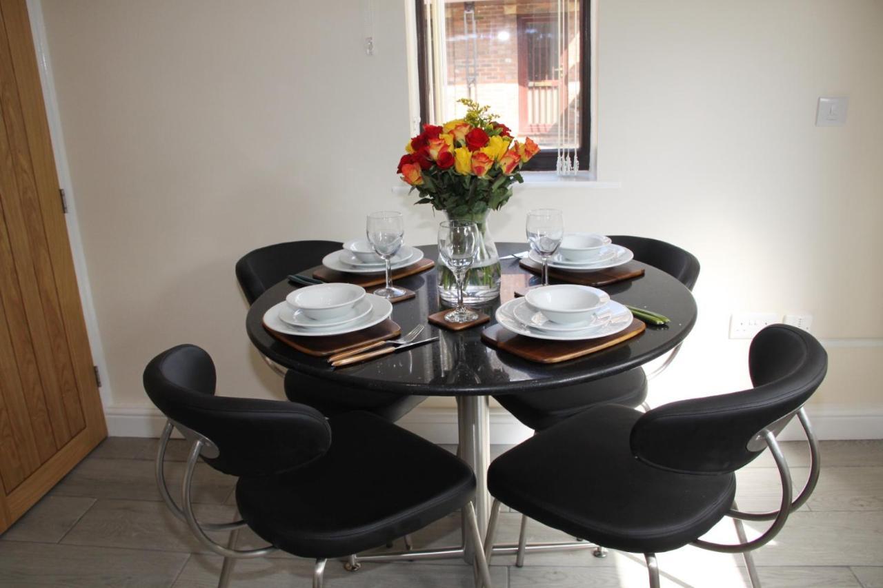 City Centre Town House With Riverside Views And Free Parking 1Bak Йорк Екстер'єр фото